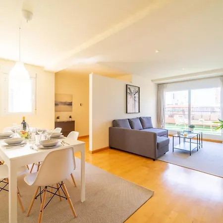 Myflats Luxury Navas דירה