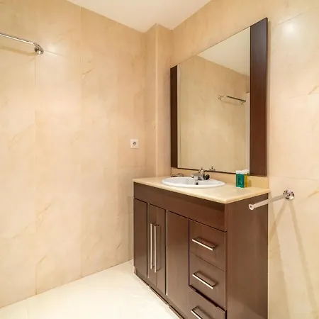 Myflats Luxury Navas דירה